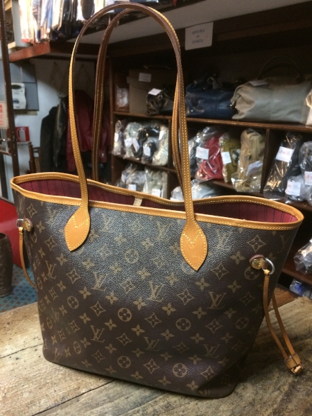 Sostituzione parti pelle borsa Louis Vuitton » ShoeHome